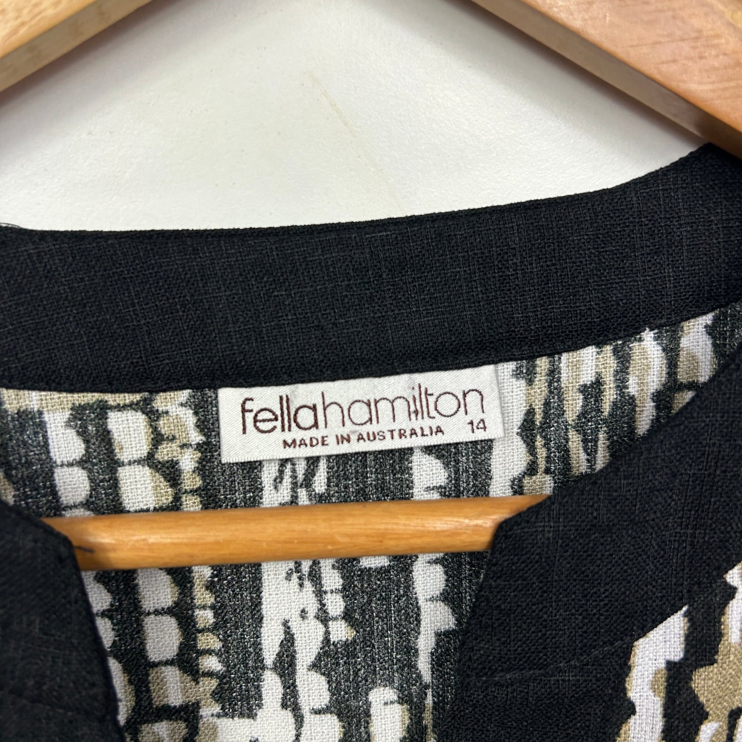 Fella Hamilton Top Size 14 3/4 Sleeve Made in Australia