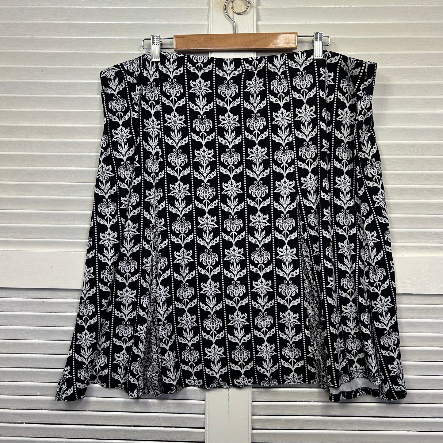 Millers Midi Skirt Size 22 Black White Pleated Elastic Waist New