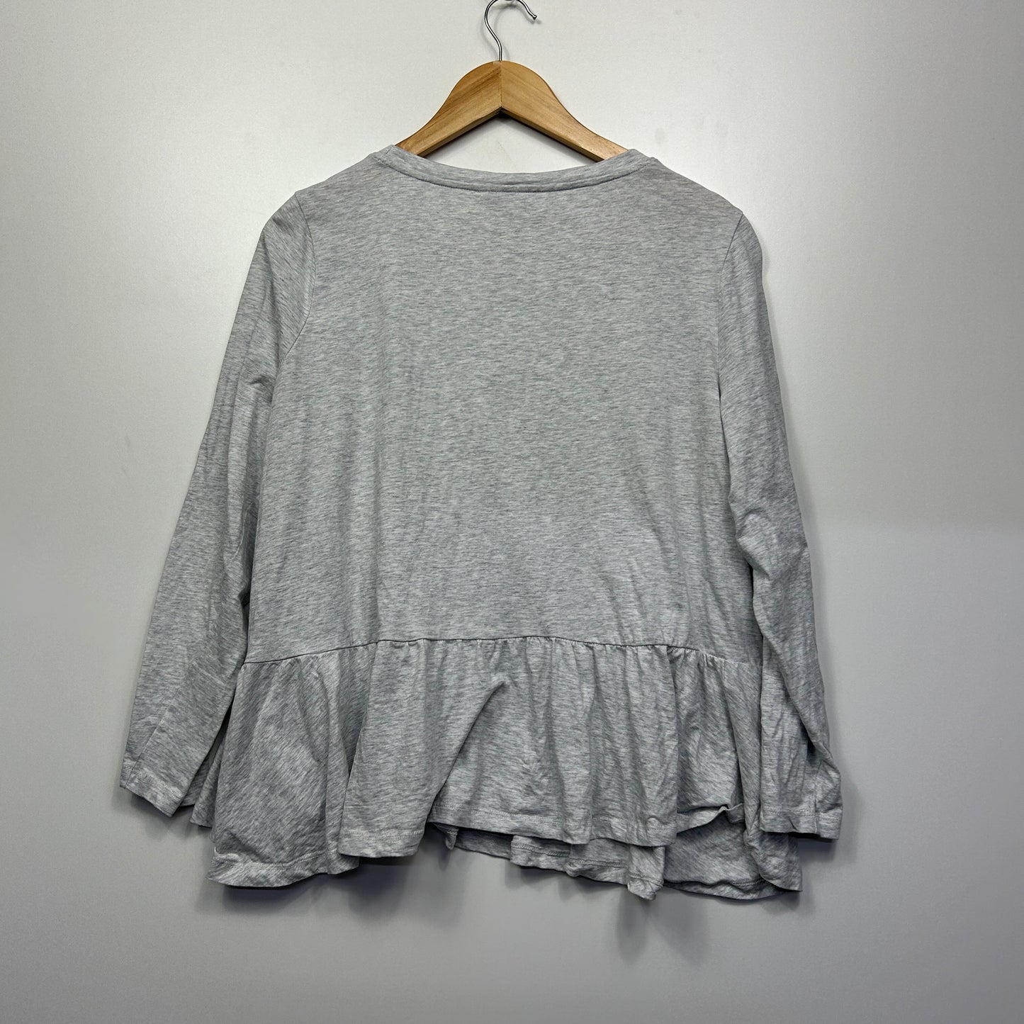 Forever New Curve Top Size 18 Grey Long Sleeve