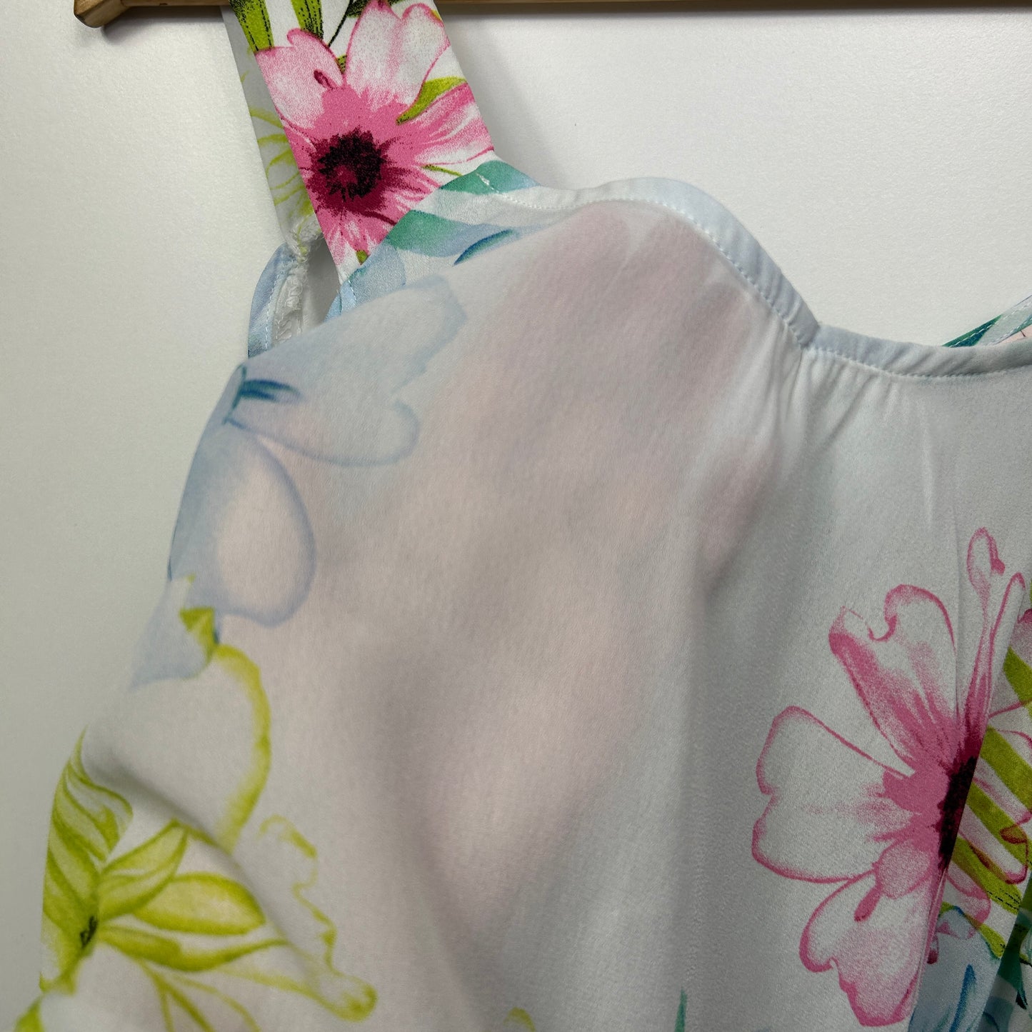 Millers Top Size 16 Cold Shoulder Sleeve Floral