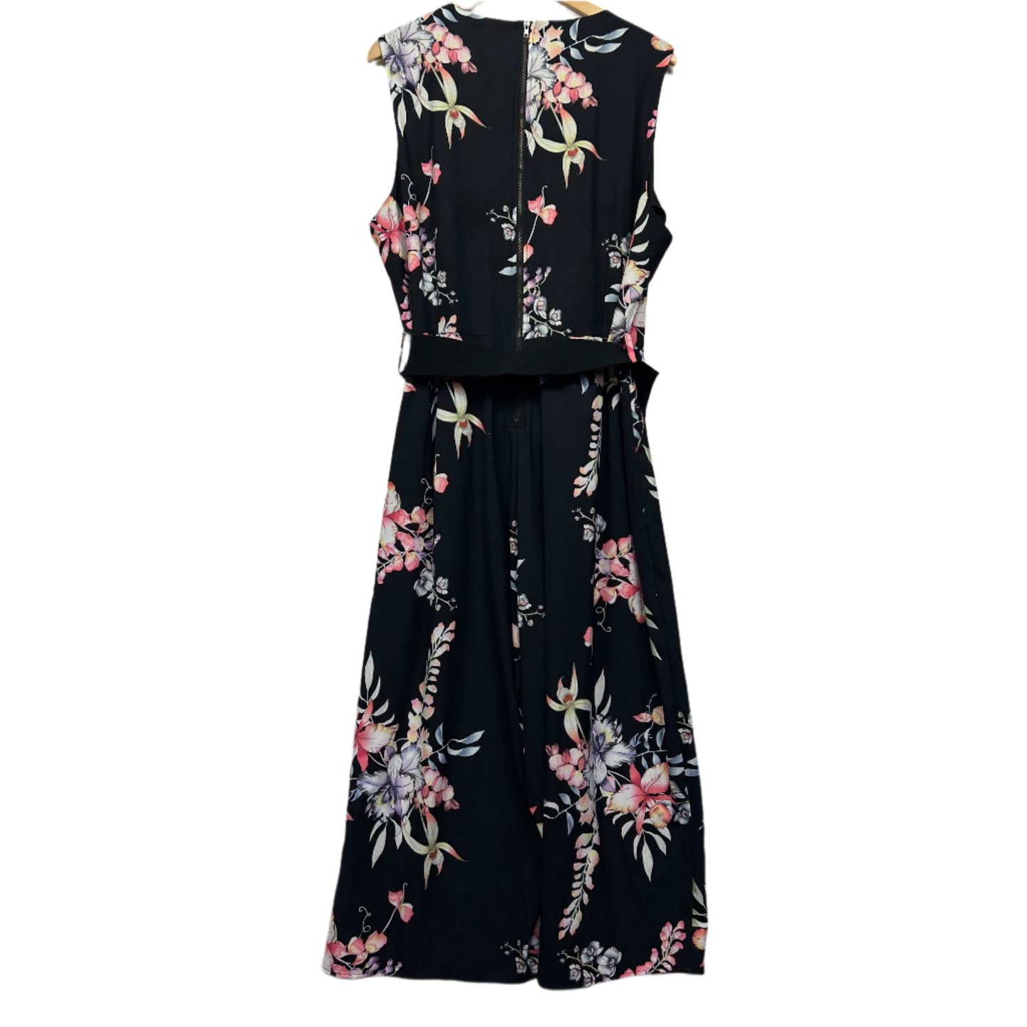 City Chic Jumpsuit Size 16? Sleeveless Pockets Black Floral Belted