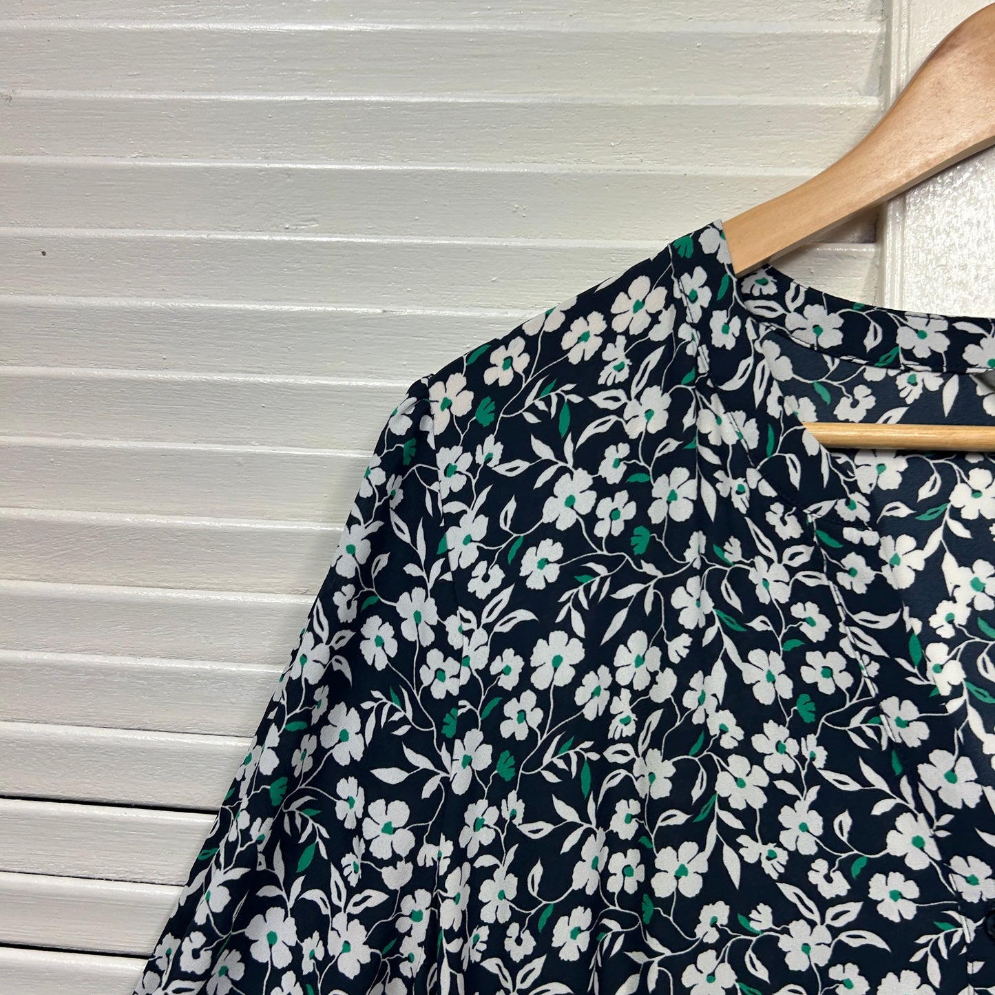 Jacqui E Dresses Size 14 Navy Floral Short Sleeve Belt