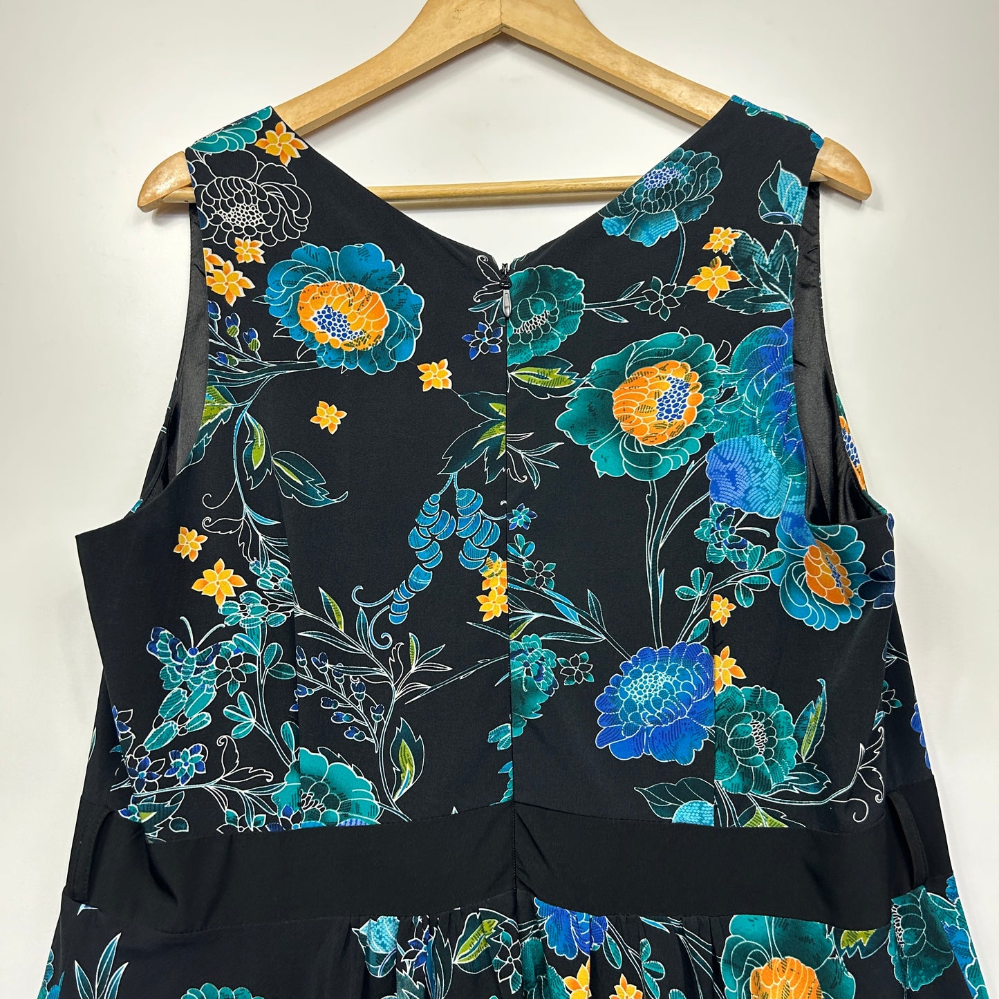 City Chic Dress Size 20 Large Plus Sleeve Fit & Flare Floral