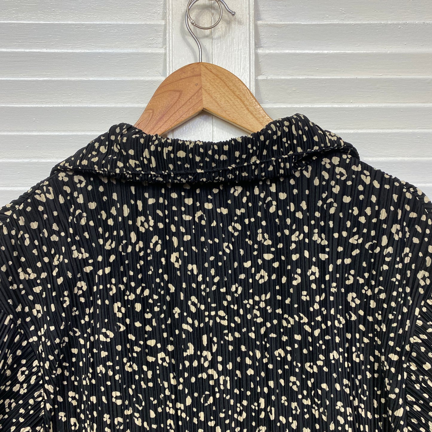 Anko Long Sleeve Top Size 16 Black Pleated