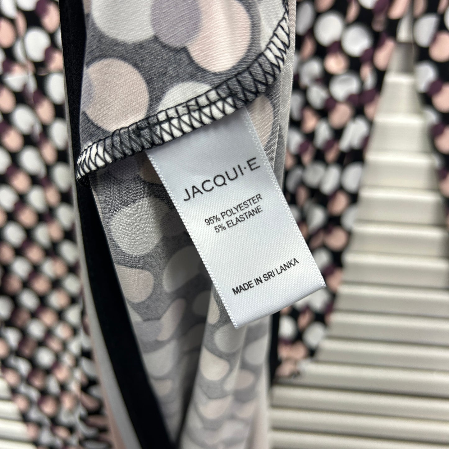 Jacqui E Dress Size XL 16 Long Sleeve Multicoloured