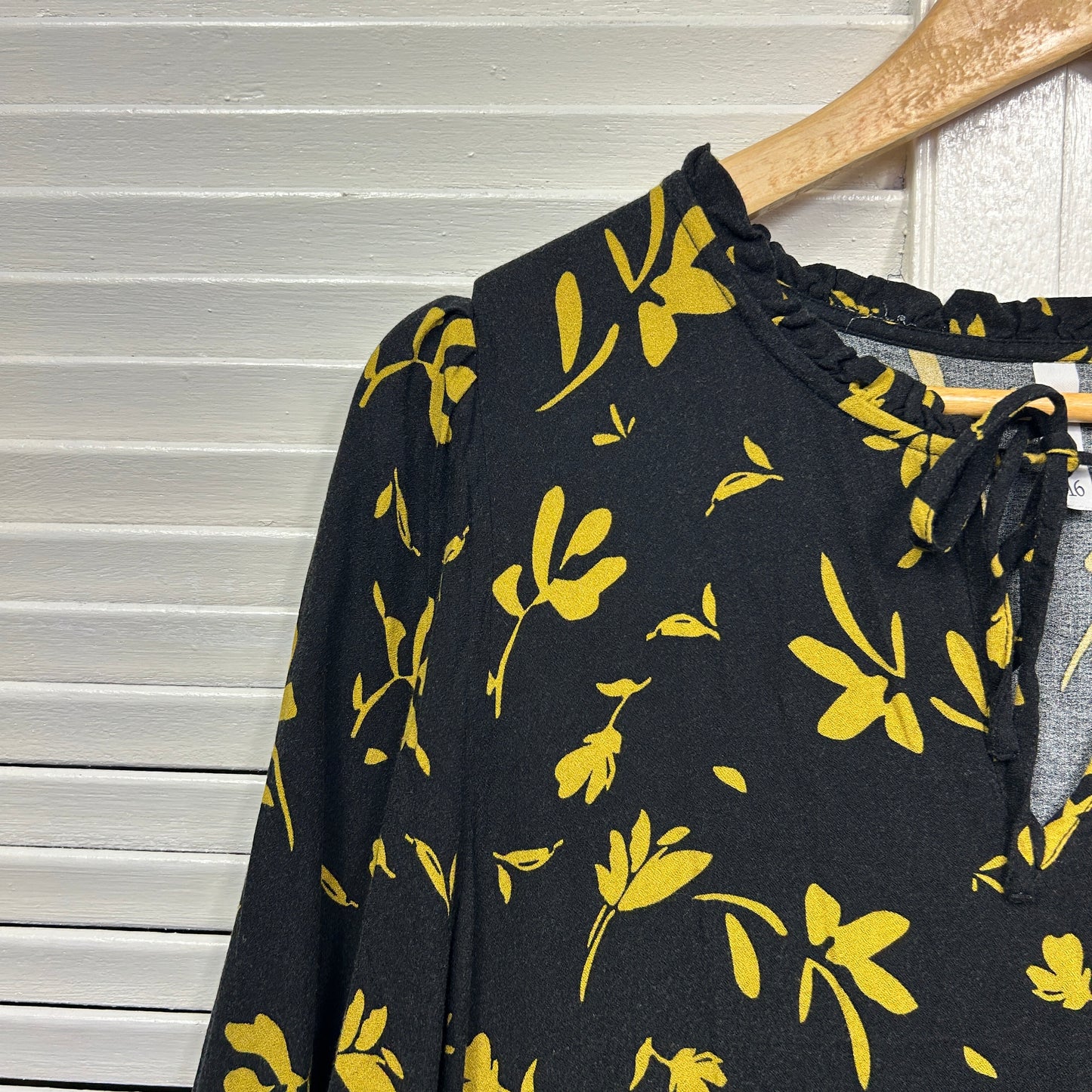 & Me Maxi Dress Size 16 Black Yellow Floral Long Sleeve