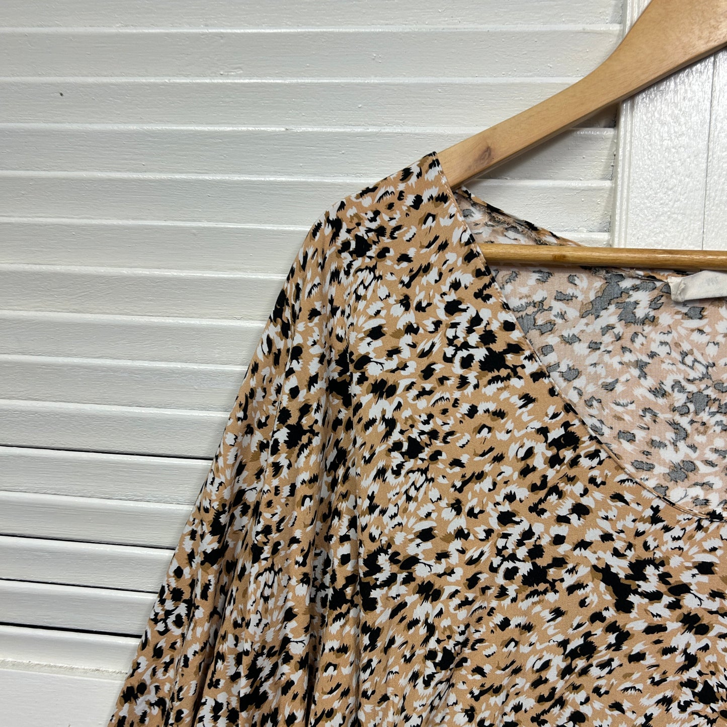 Abode Luxe Maxi Dress Medium Large 12 14 Long Sleeve Rayon