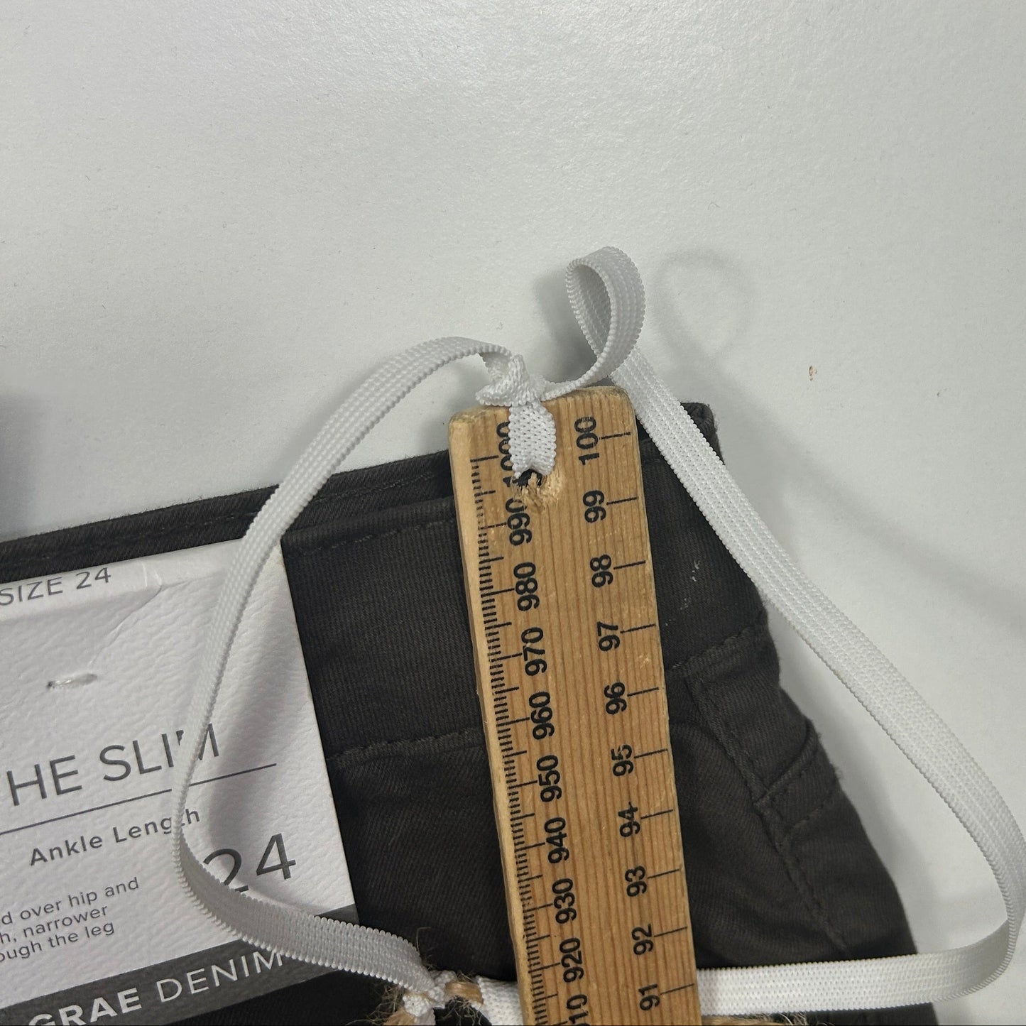 Suzanne Grae Denim Stretch Slim Ankle Length Jeans Pants - Size 24