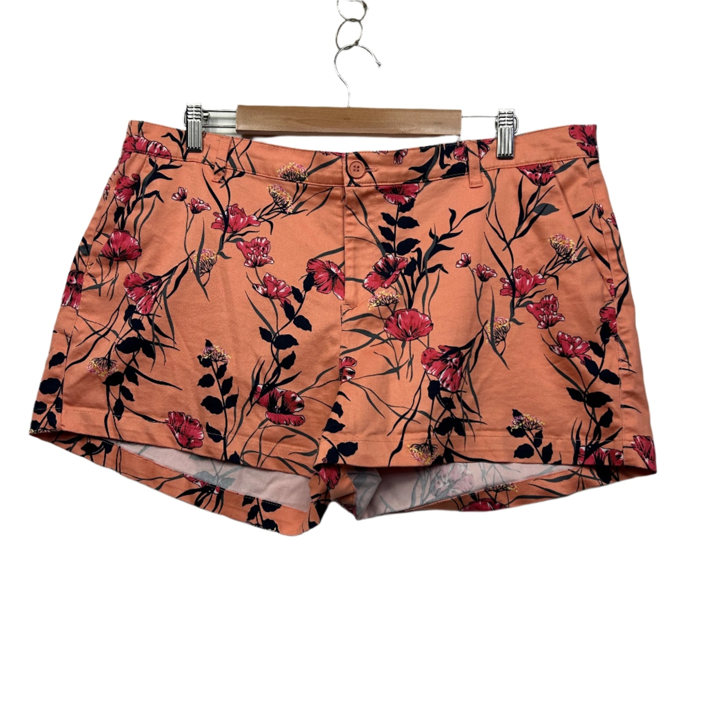 Mix Shorts Size 18 Peach Floral Pockets
