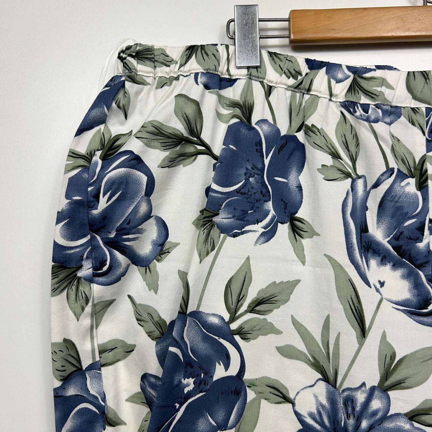 New Cordelia St 3/4 Pant Size 22 Multicoloured Cropped Floral