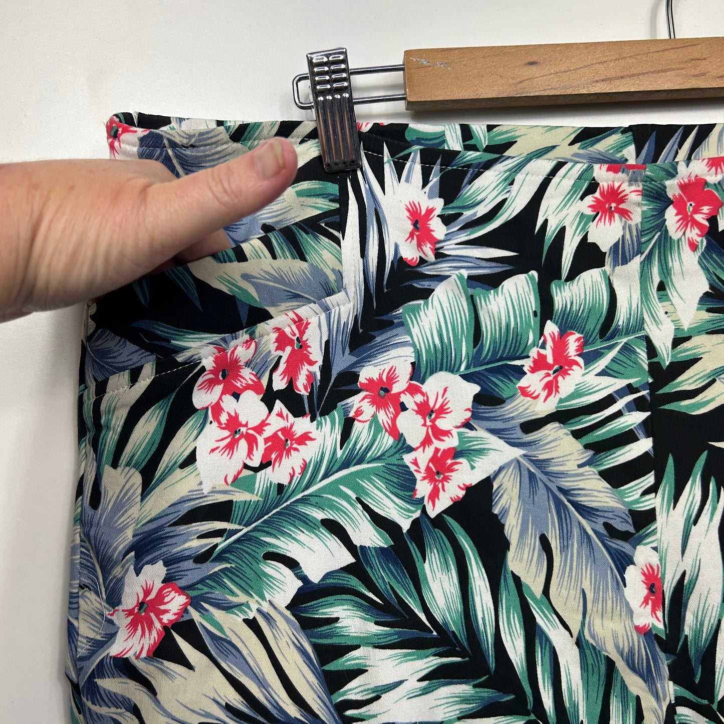 Gordon Smith Pants Size 20 Multicoloured Floral