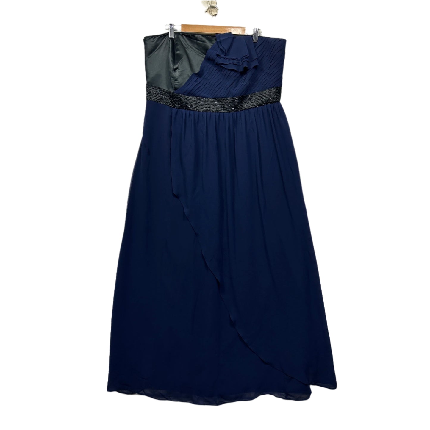 City Chic Dress Size 18 Sleeveless Evening Cocktail Formal