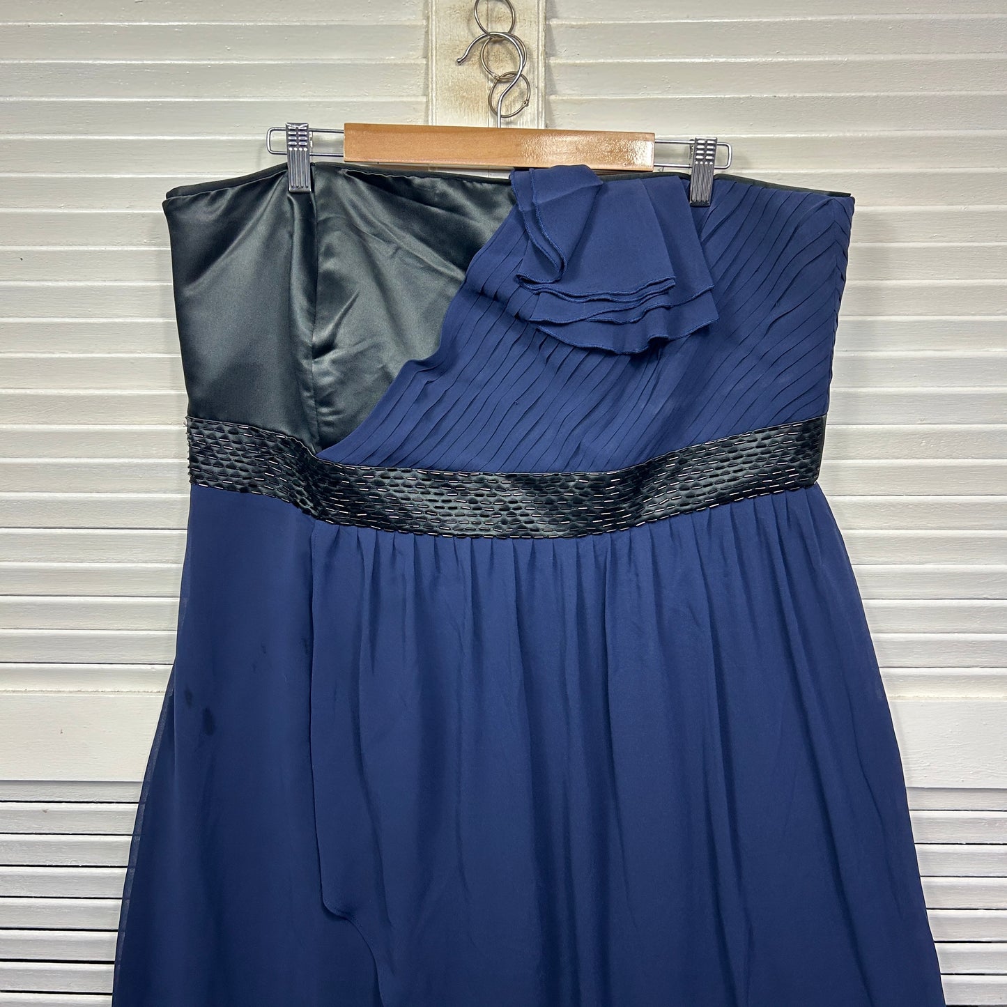 City Chic Dress Size 18 Sleeveless Evening Cocktail Formal