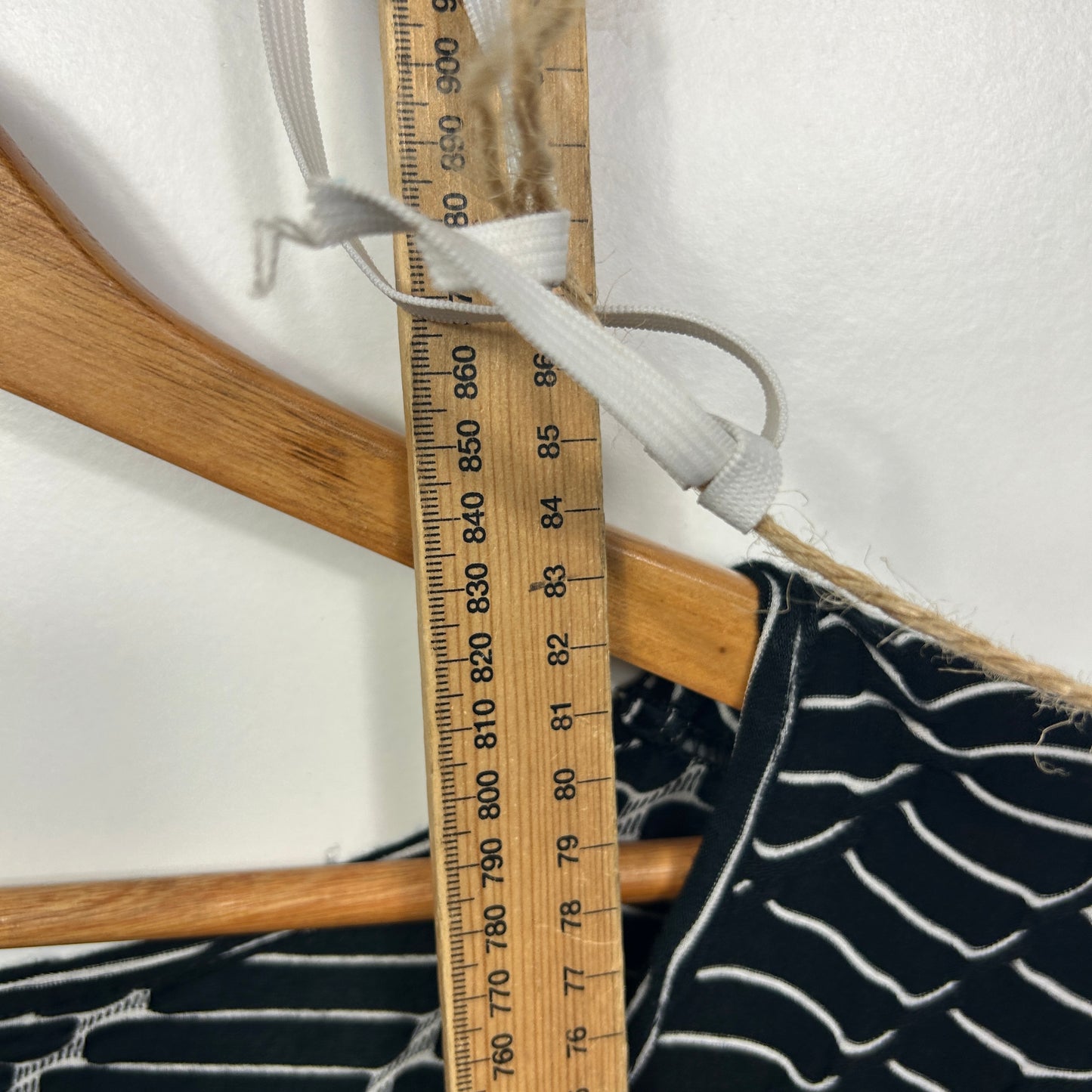 Taking Shape Black and White Abstract Striped Tunic - Size 18/M