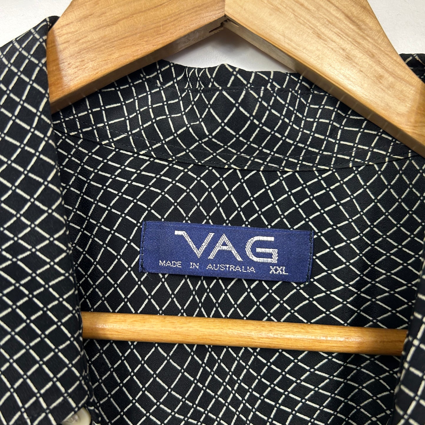 Vintage VAG Mens Shirt Size 2XL Black Short Sleeve