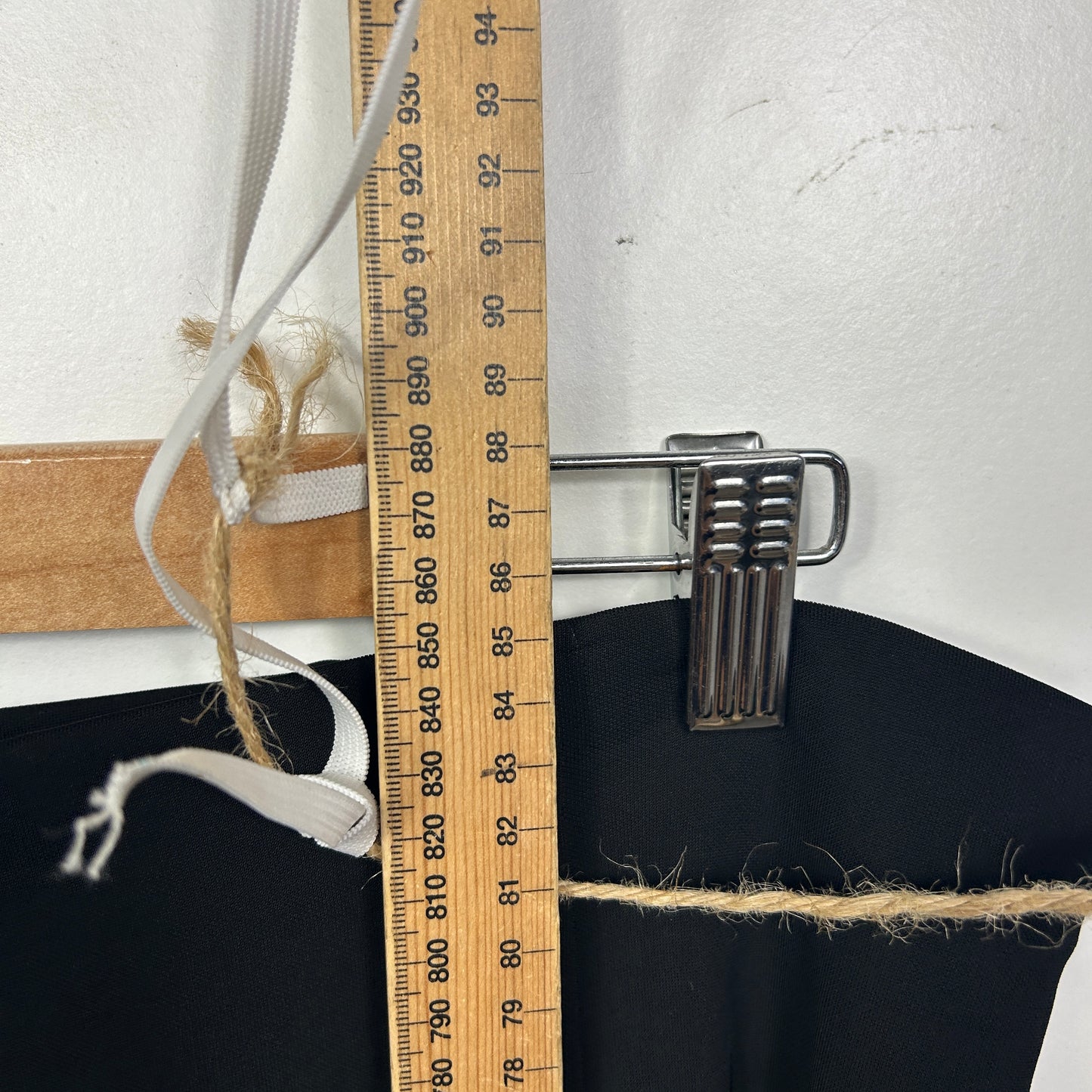 GuGi Black Ruffle Skirt - Size XL