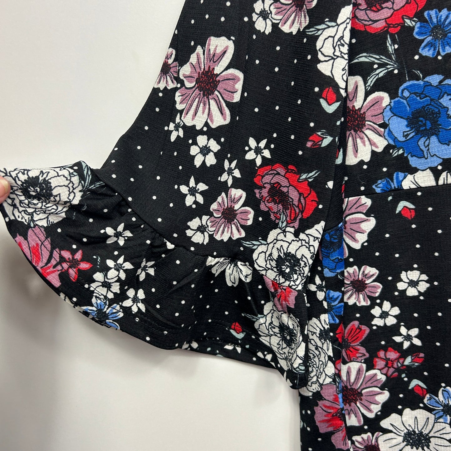 Edited Top Size 22 Black Floral 3/4 Sleeve