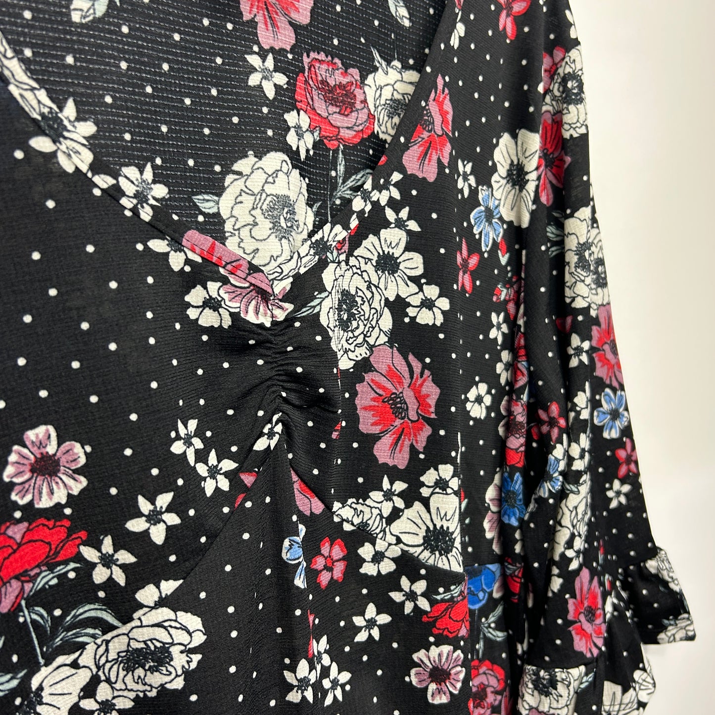 Edited Top Size 22 Black Floral 3/4 Sleeve