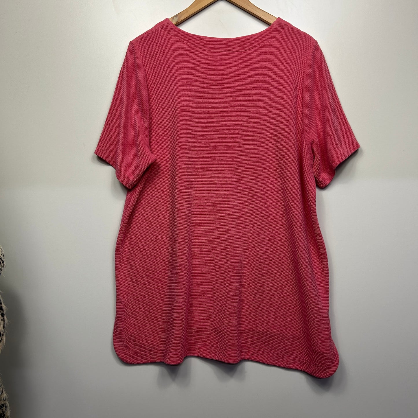 Virtuelle Top Size 16 Small Plus Pink Short Sleeve