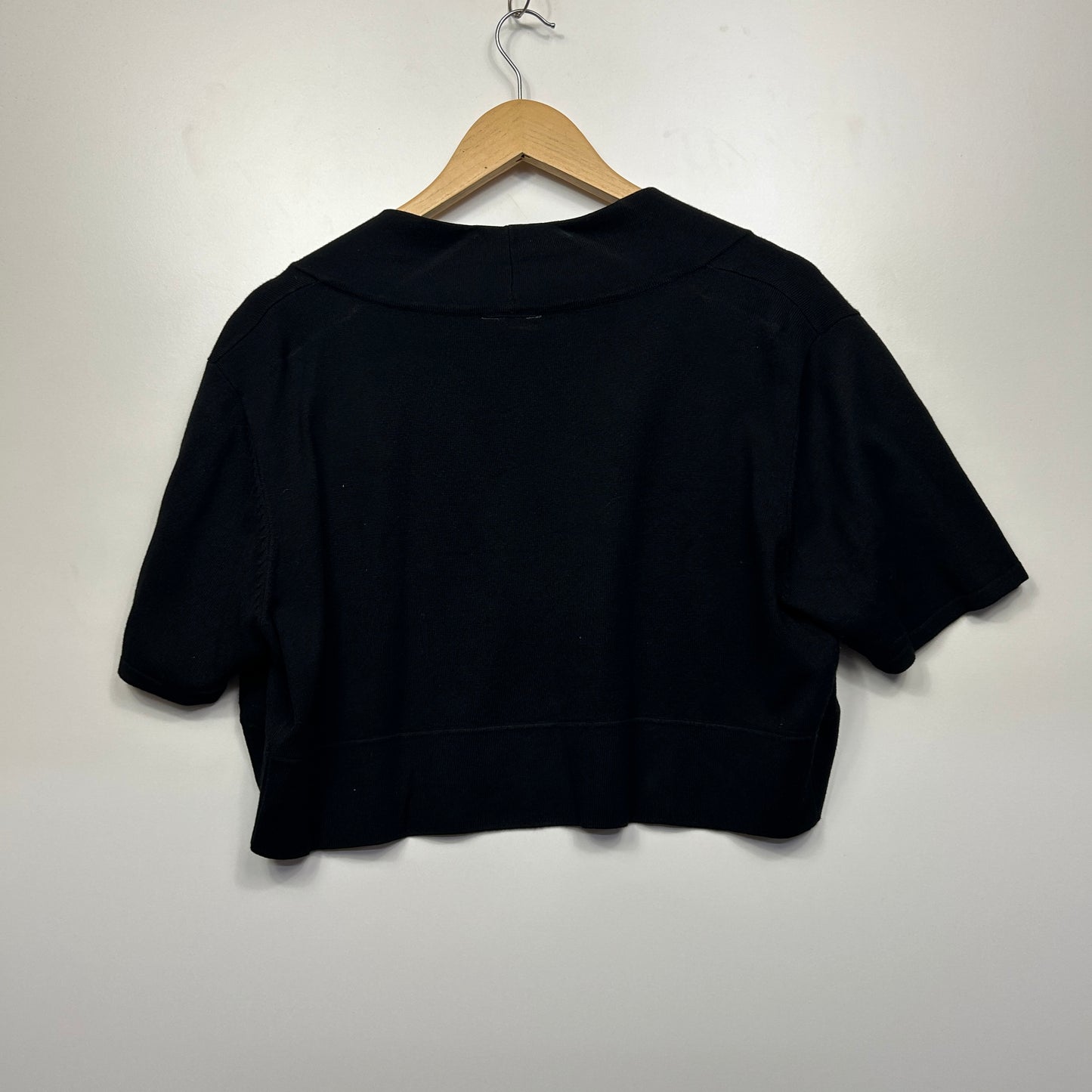 City Chic Cropped Cardigan Top Size 22 Large Plus Black Open Front