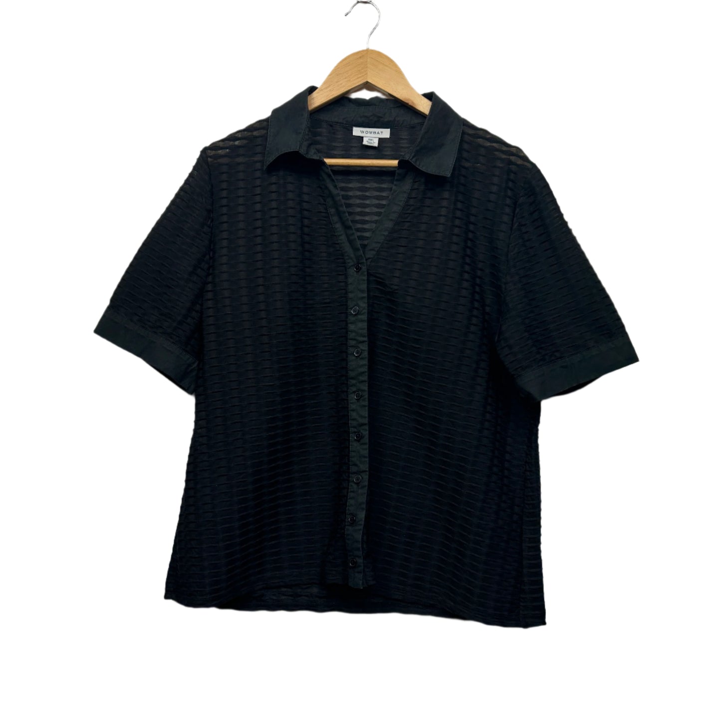 Wombat Top Size 16 18 3XL Black Short Sleeve Button Up Ribbed