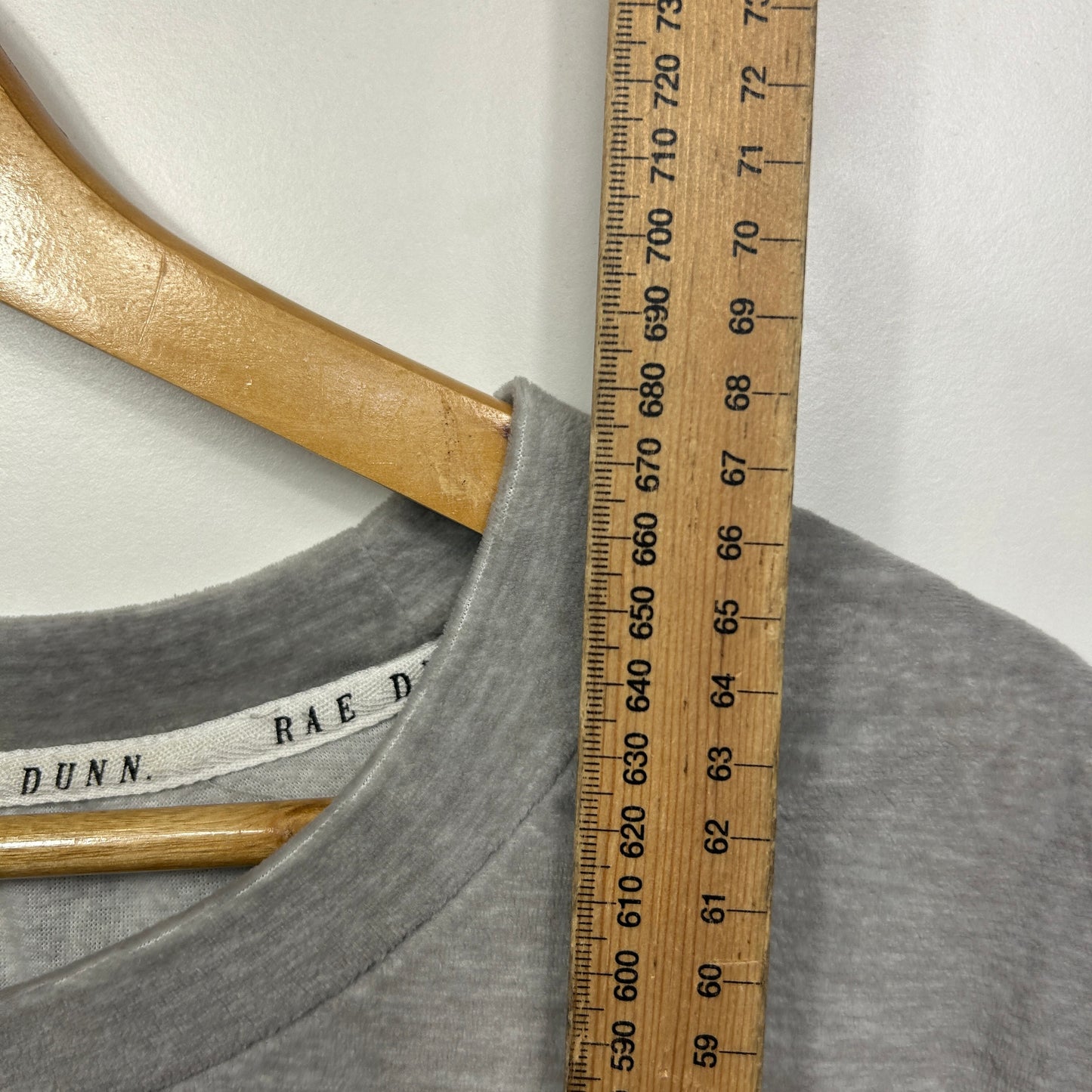 Rae Dunn 'Be Kind' Jumper Sweater Size XL 16 18 Grey Long Sleeve
