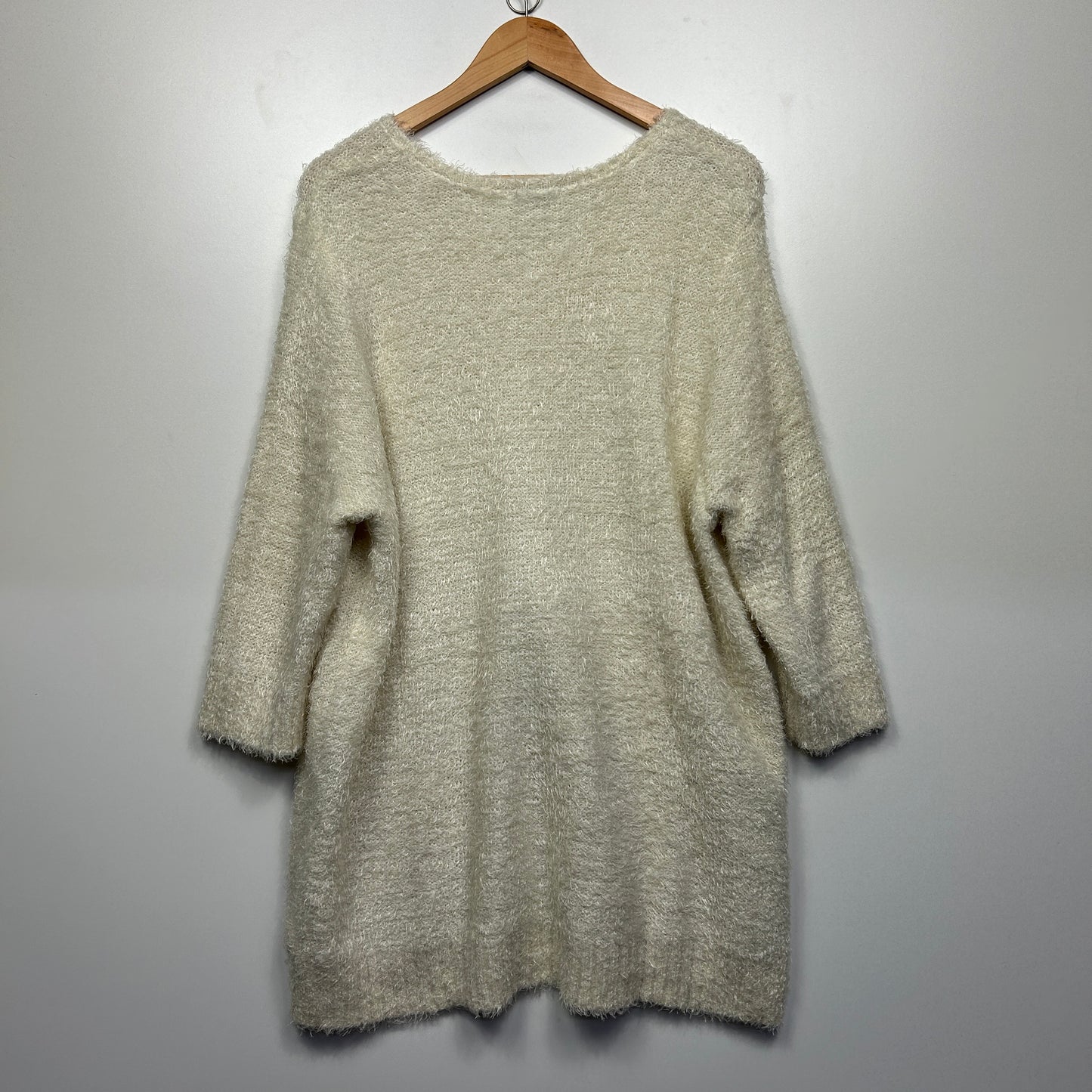 Autograph Jumpers Size 20 Large Plus Cream Fluffy