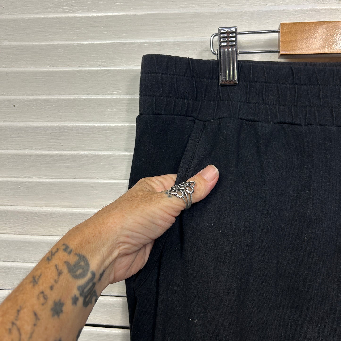 Bird Keepers Pants Size 18 Black Pockets Cotton Blend Birdsnest