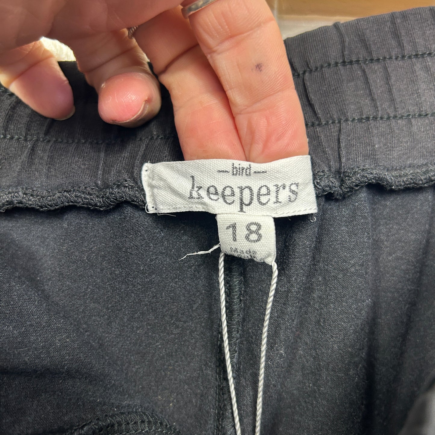 Bird Keepers Pants Size 18 Black Pockets Cotton Blend Birdsnest