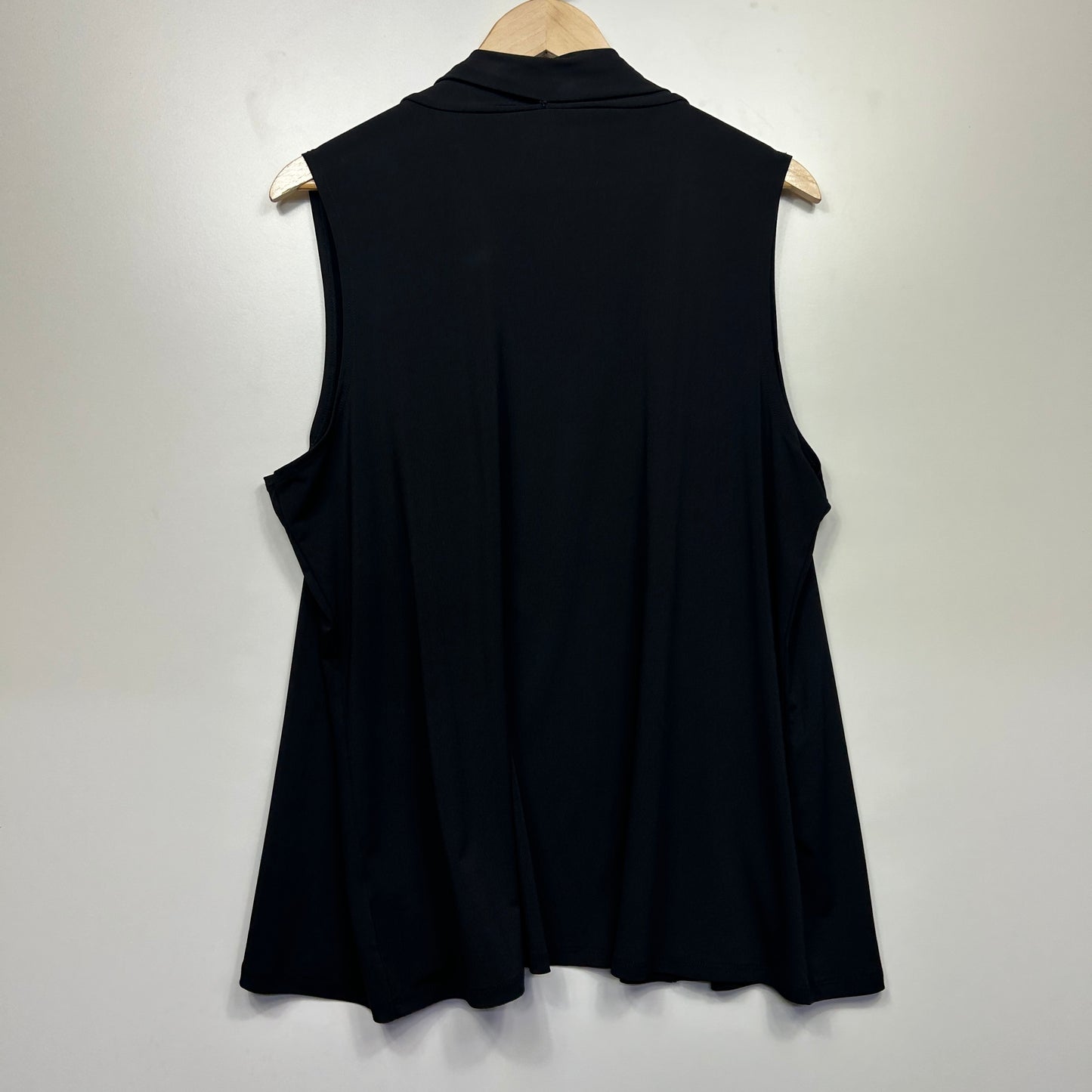 Noni B Vest Top Size 16 18 1XL Black Sleeveless Open Front
