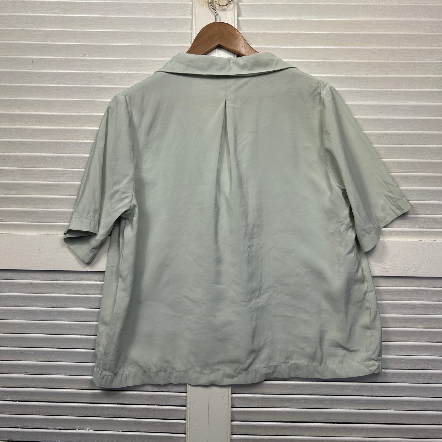 Preview Top Size 14 Button Up Short Sleeve Collared