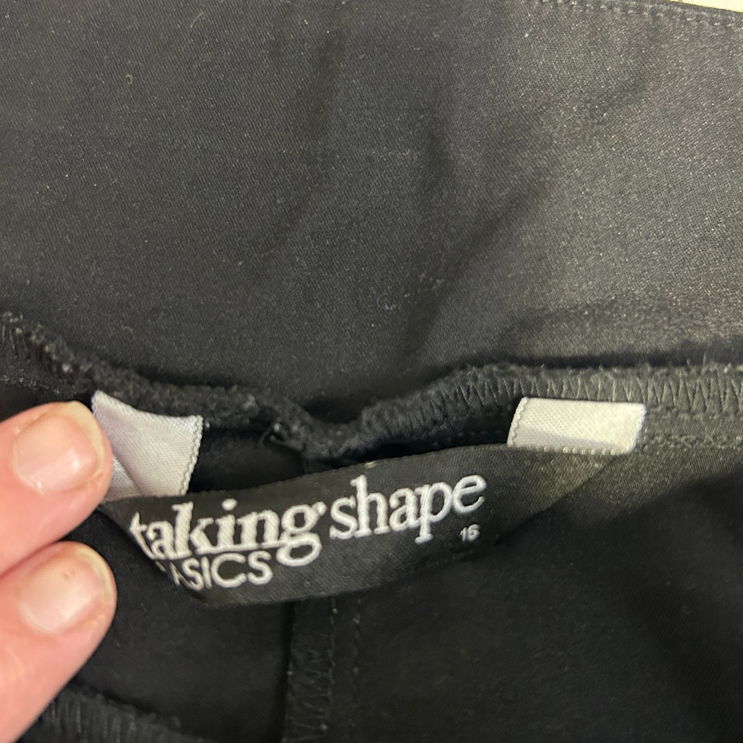 Taking Shape Shorts Size 16 Black Pull On
