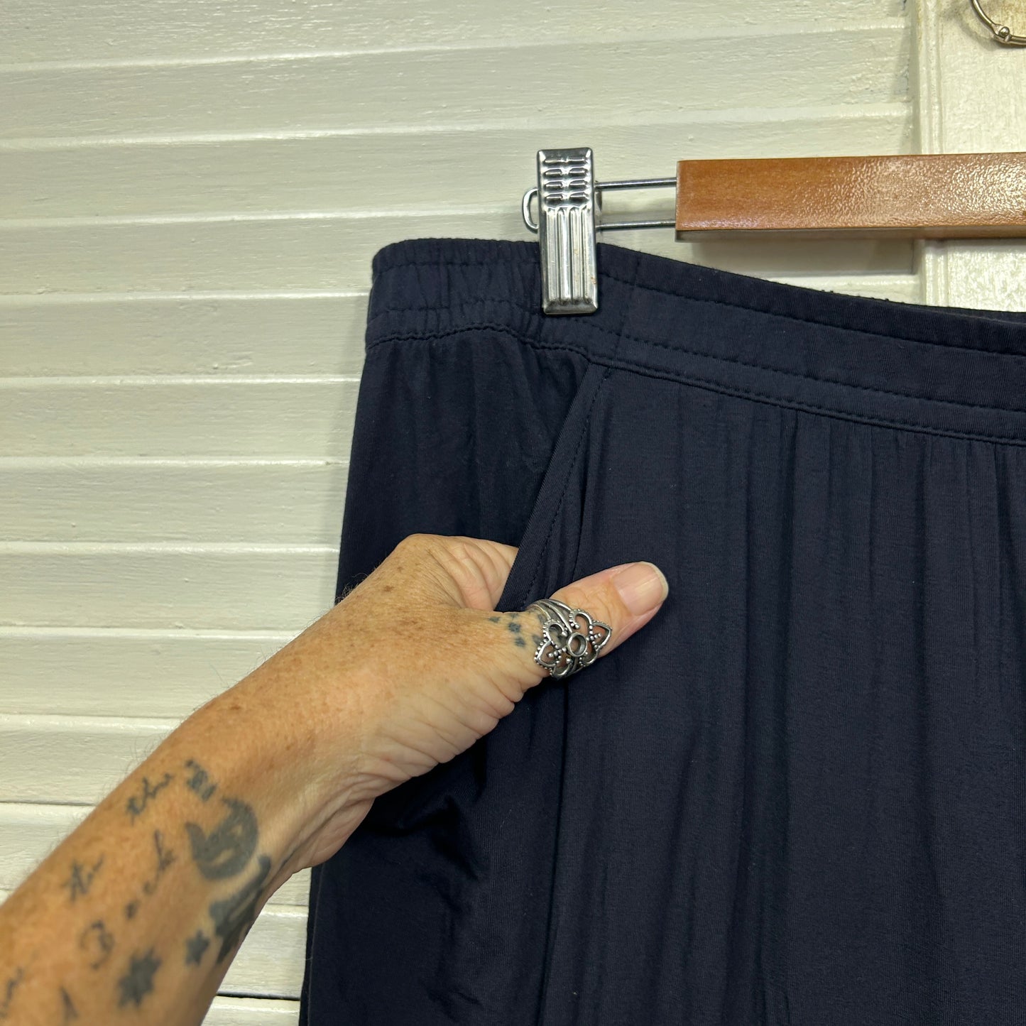 Tani Pants Size 3XL 20 22 Navy Pockets Loungewear Cropped Wide Leg