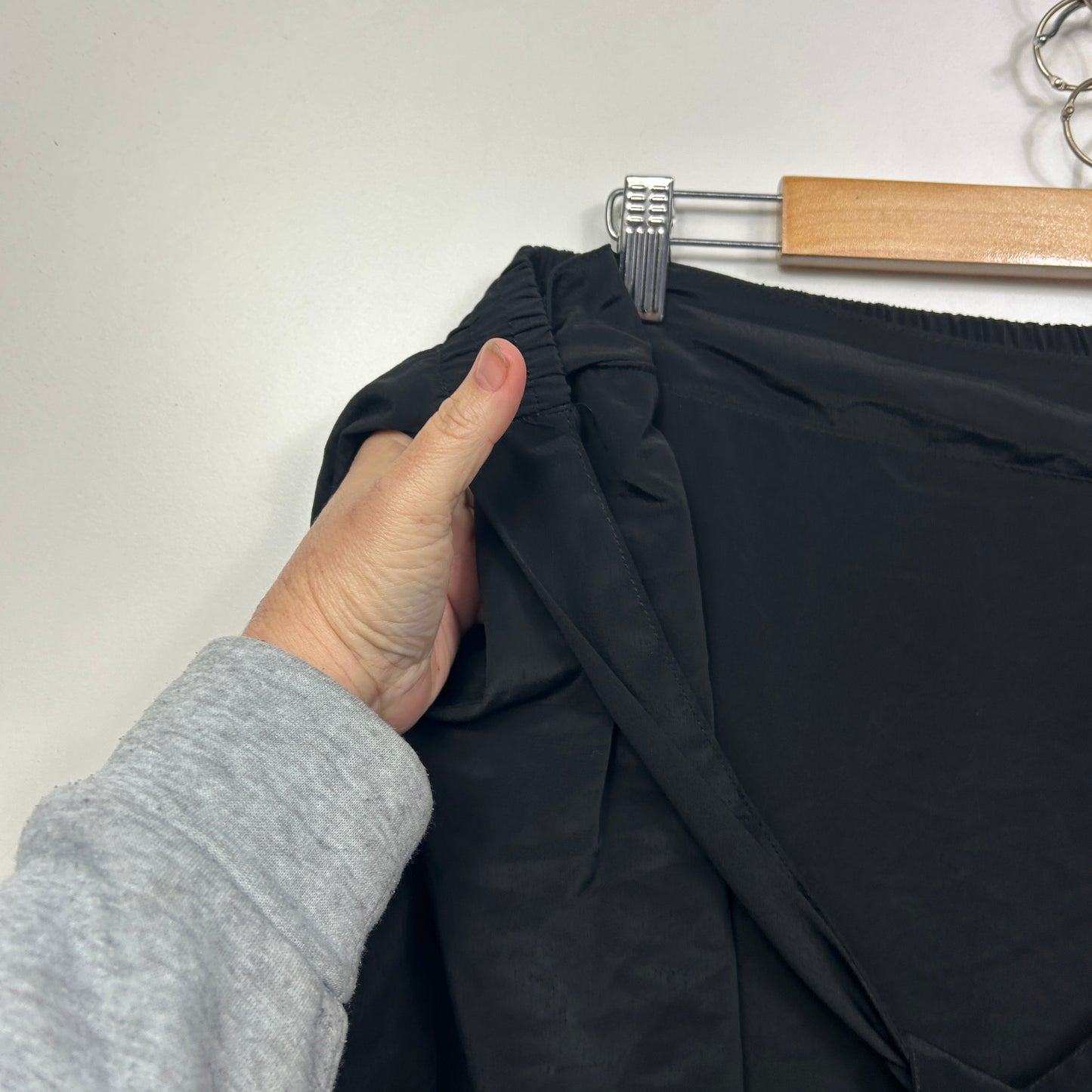 beme Pants Size 26 Plus Black Stretch Pockets Wide Leg