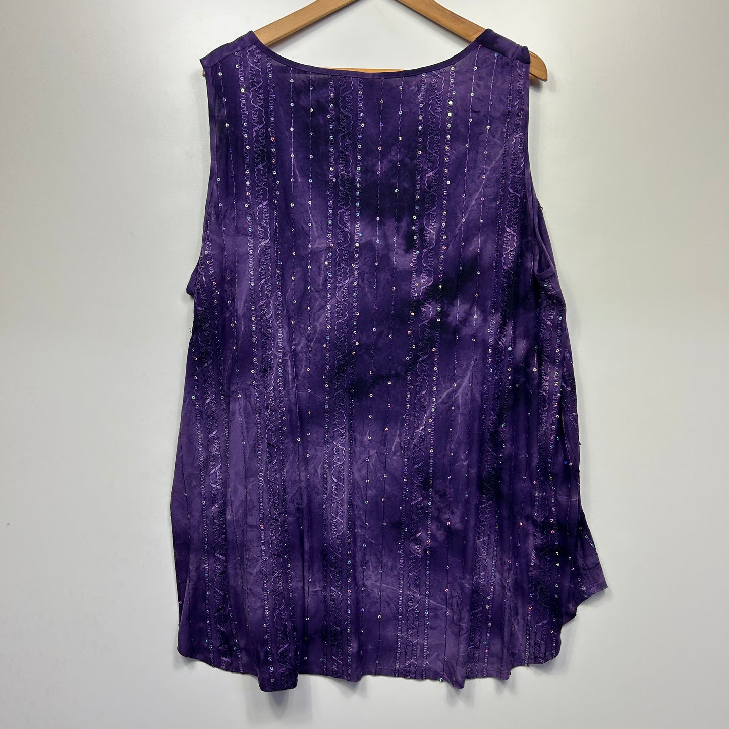 Taking Shape Top Size 22 XL Purple Sleeveless Tie Dye Sequins