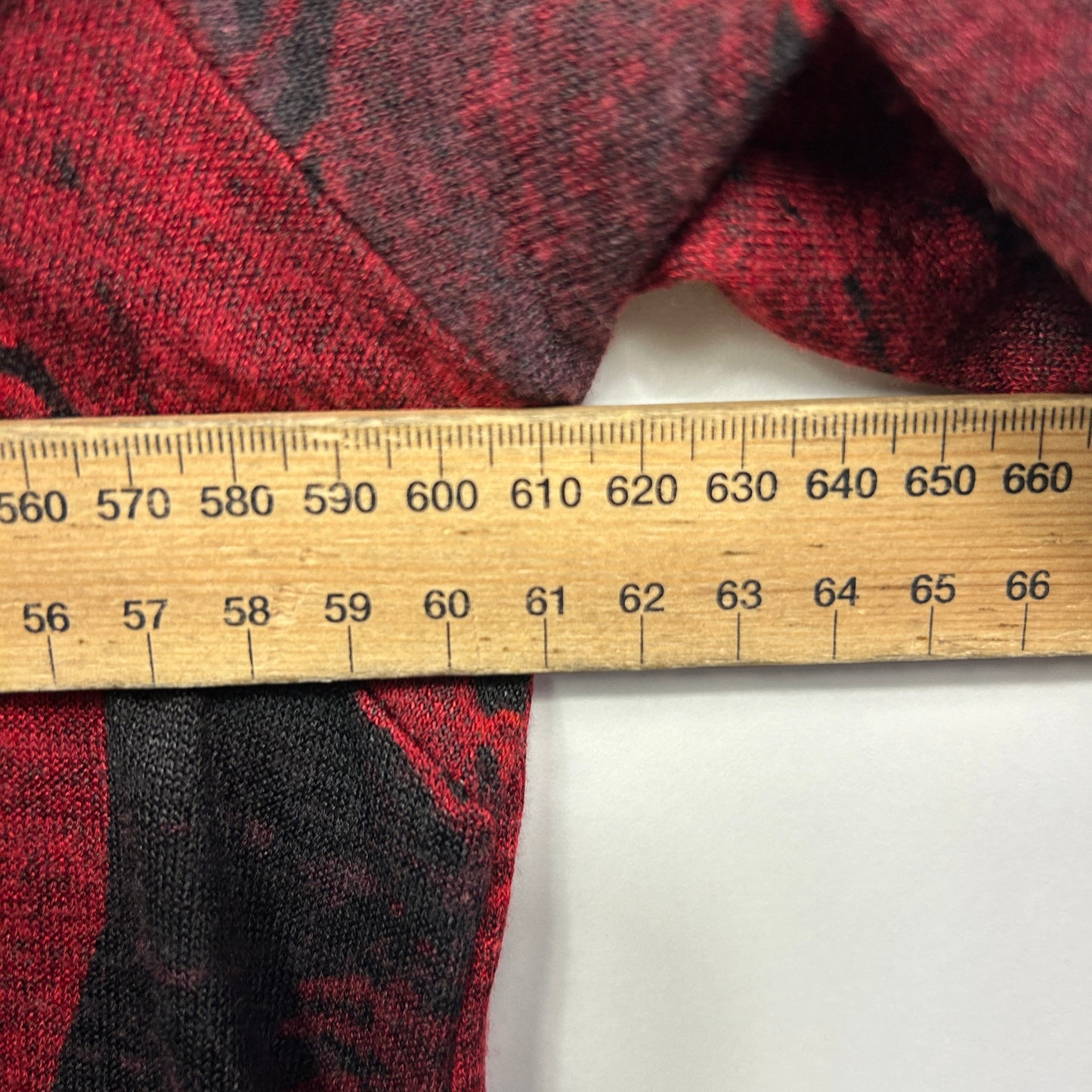 Taking Shape Tunic Top Size 18 Medium Plus Long Sleeve Red Black