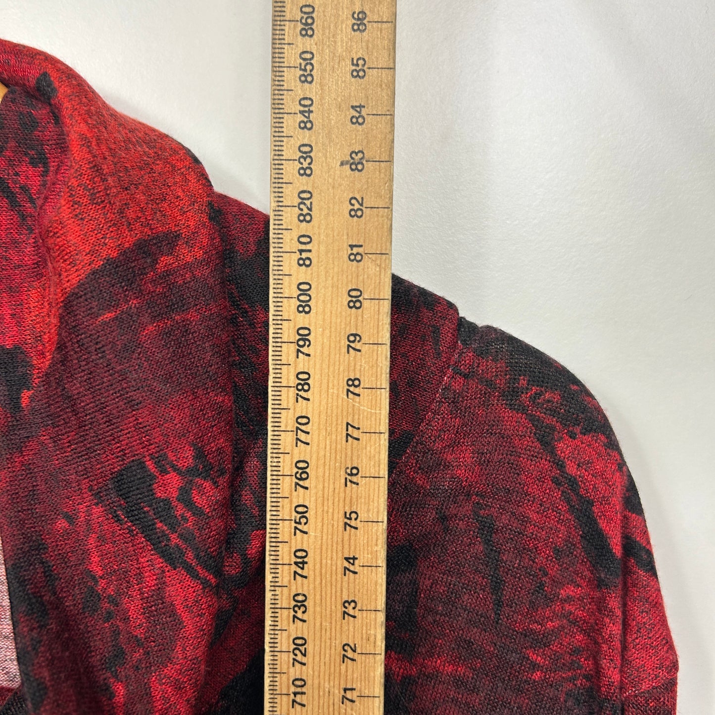 Taking Shape Tunic Top Size 18 Medium Plus Long Sleeve Red Black