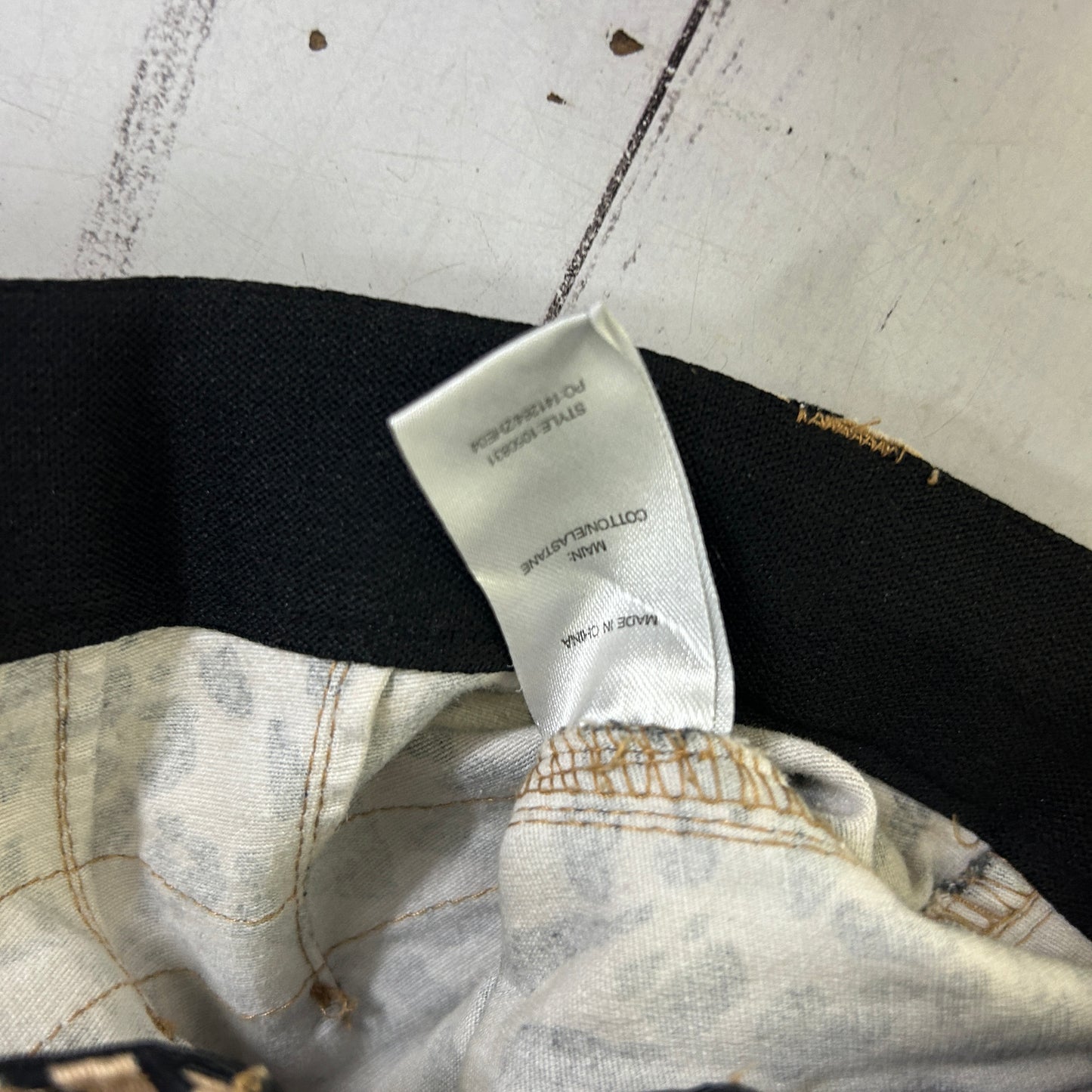 Rockmans Shorts Size 14 Beige Black Zebra Print Elastic Waist Zip Fly