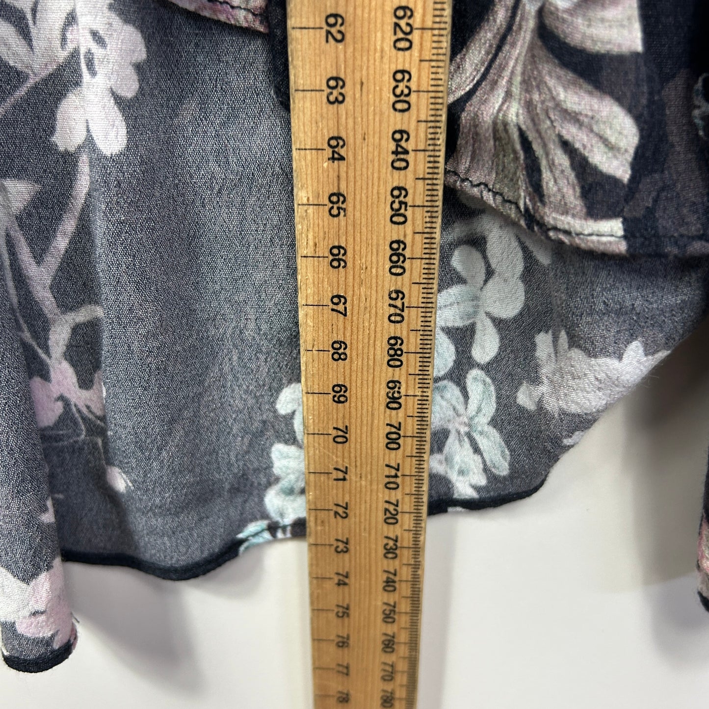 Forever New Top Size 16 Black Floral Cold Should Sleeve