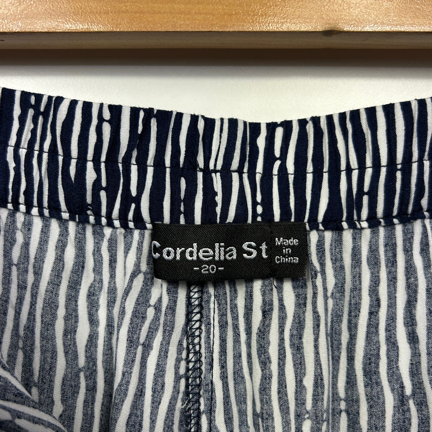 Cordelia St Pants Size 20 Navy White Pockets Elastic Waist