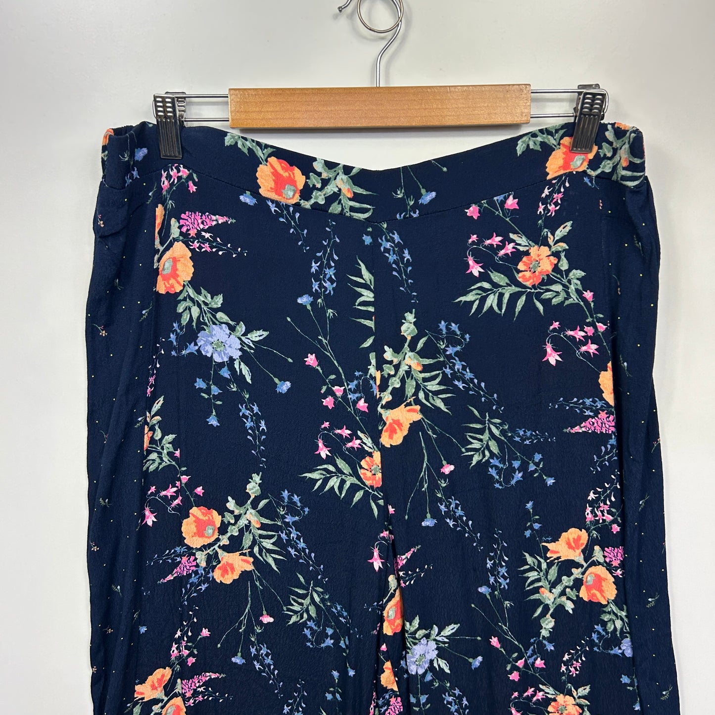 & me Pants Size 16 Blue Floral Viscose