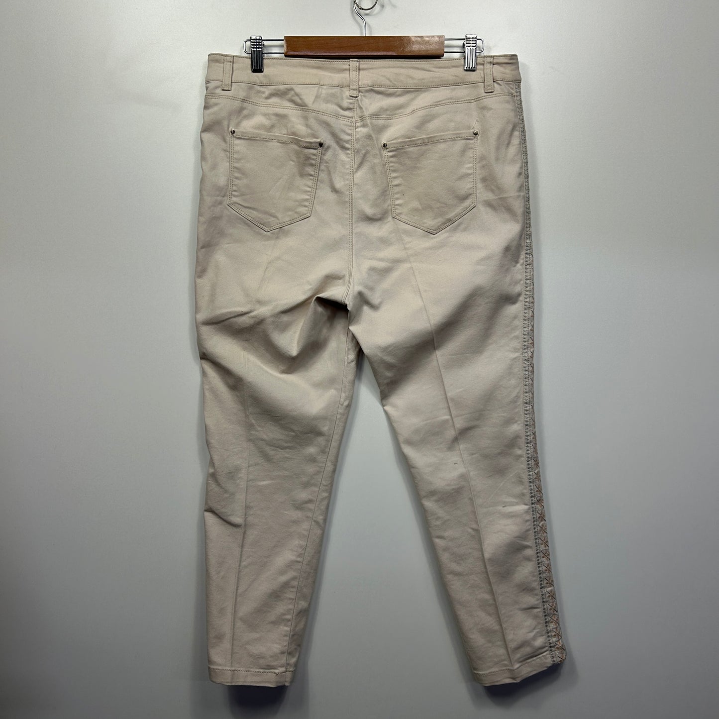 Rockmans Jeans Size 14 Beige Embroidered Pockets Cotton Blend