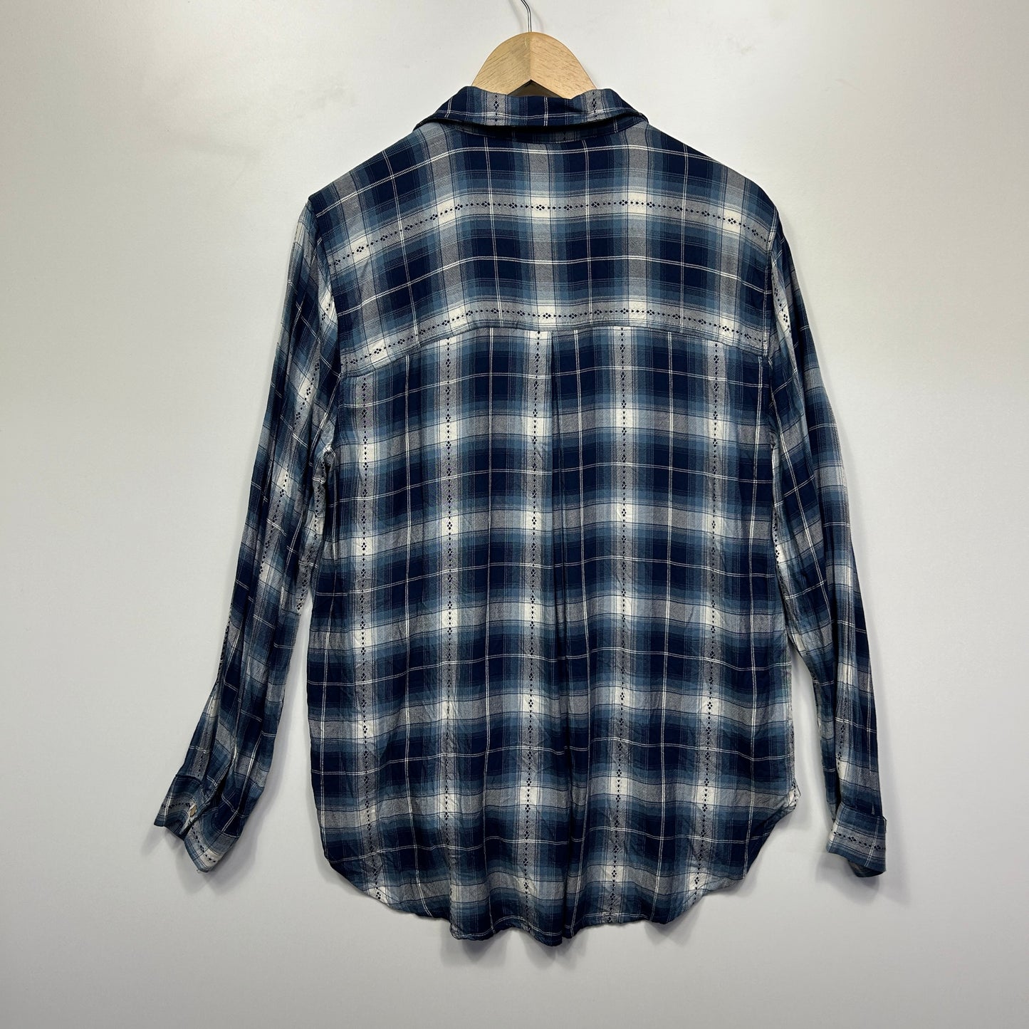Jane + Delancy Top Size Large 14 Check Flannel Pearl Snap Closures Rayon