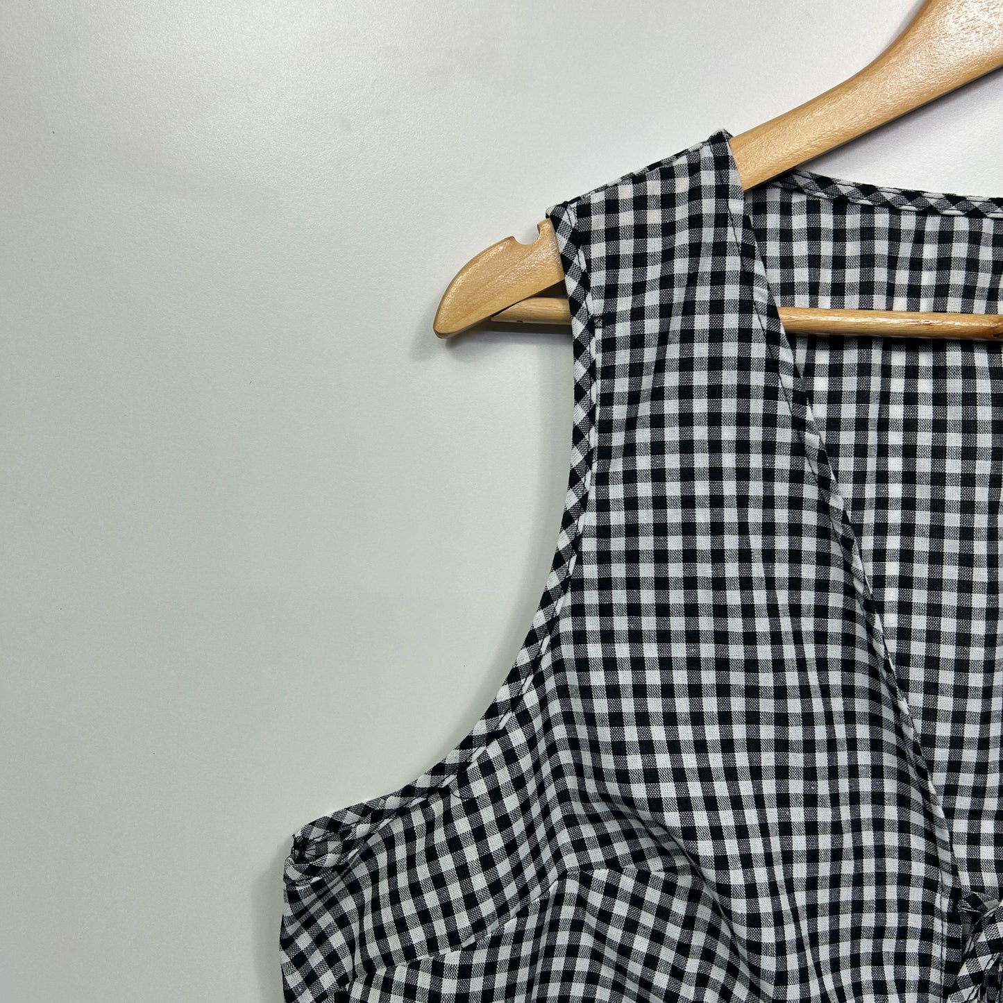 Shein Curve Top Size 3XL 16 18 Black White Gingham Check Sleeveless Front Tie