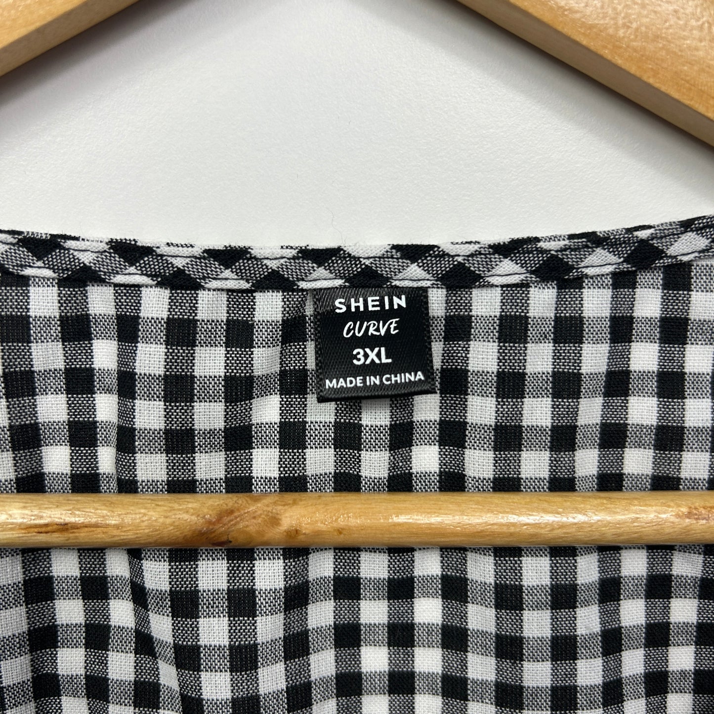 Shein Curve Top Size 3XL 16 18 Black White Gingham Check Sleeveless Front Tie