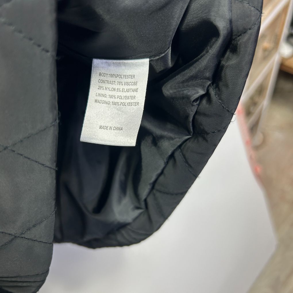 Virtuelle Black Quilted Jacket - Size 24