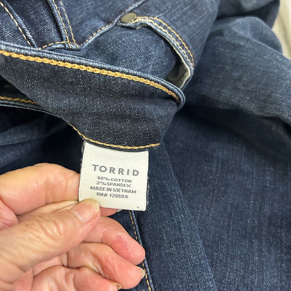 Torrid Blue Jeans - Size 24