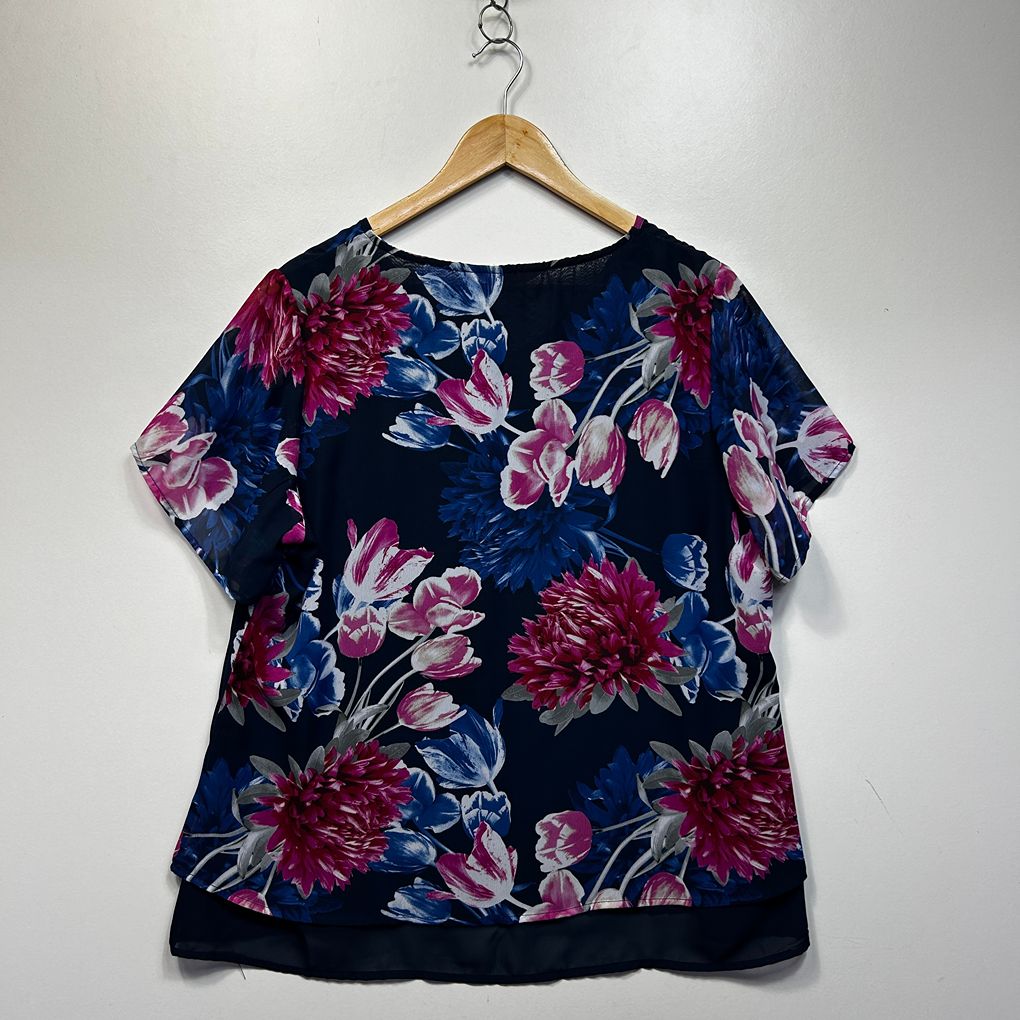 Millers Navy Floral Top - Size 16
