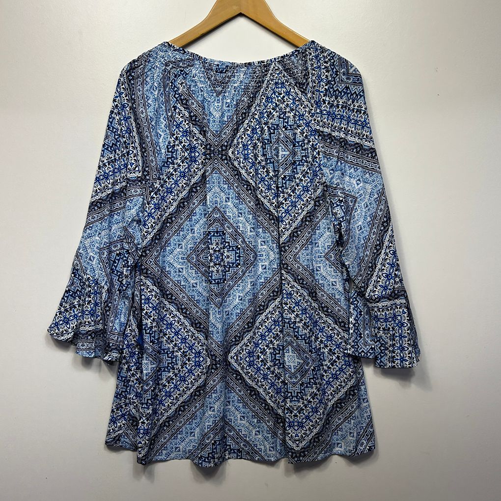 Millers Blue Paisley Top - Size 22