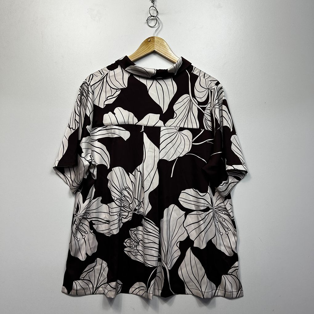 Target Curve Brown Floral Shirt - Size 16
